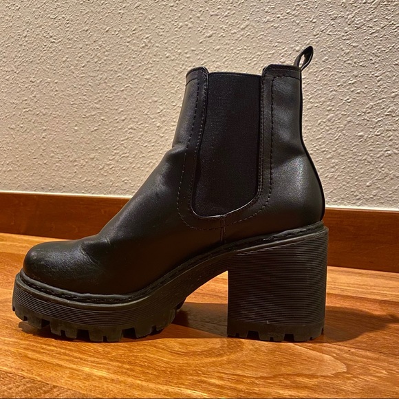 ASOS TRUFFLE Collection Platform Booties - Picture 4 of 6